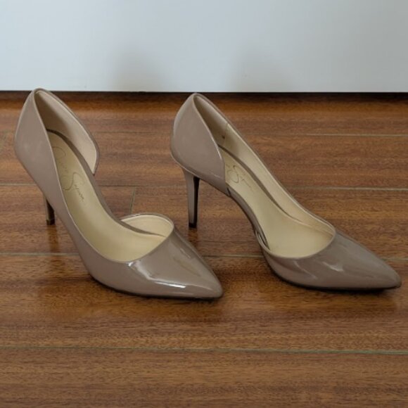 NEW Jessica Simpson neutral colored faux patent leather heel pump - Picture 2 of 4